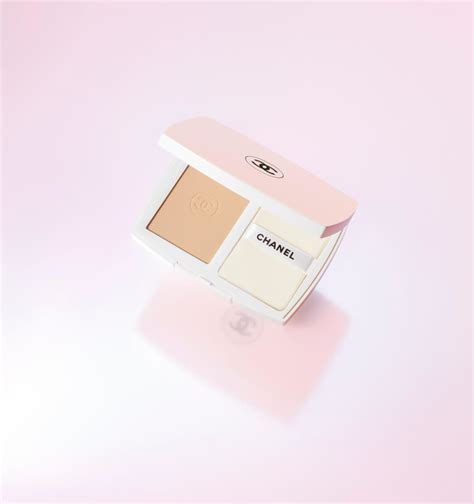 LE BLANC BRIGHTENING COMPACT FOUNDATION 